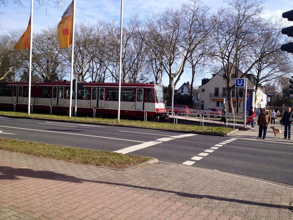 Pension Pagalies Düsseldorf Buitenkant foto